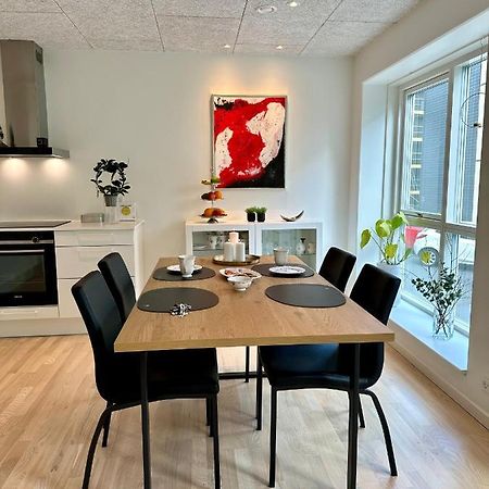 Luxury New Cozy And Quietly 95M2 Apartment Torshavn Bagian luar foto