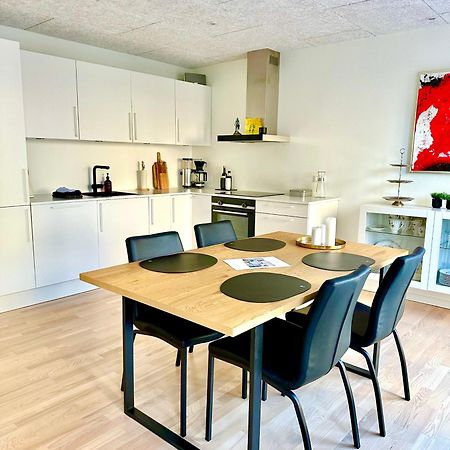 Luxury New Cozy And Quietly 95M2 Apartment Torshavn Bagian luar foto