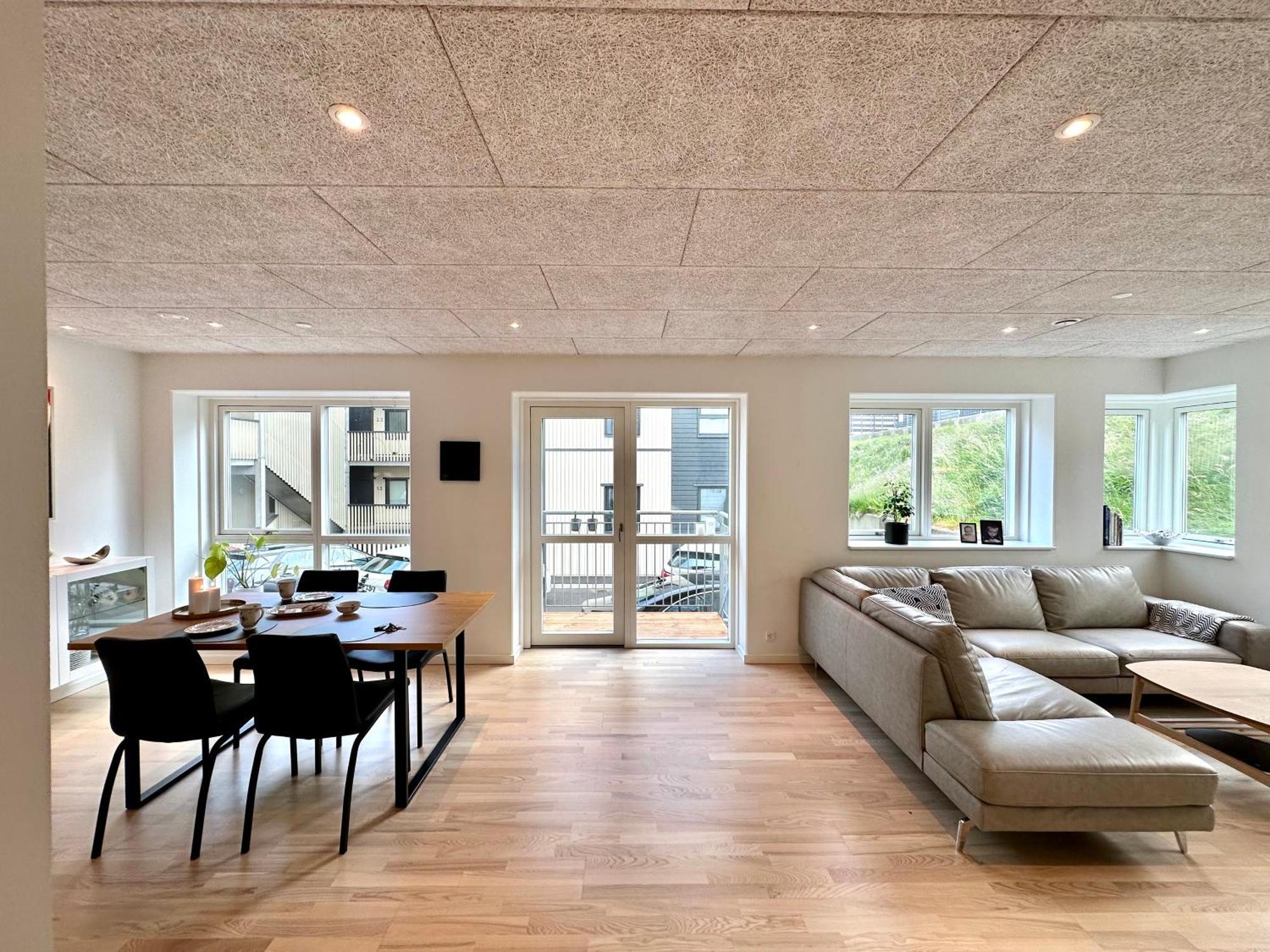Luxury New Cozy And Quietly 95M2 Apartment Torshavn Bagian luar foto